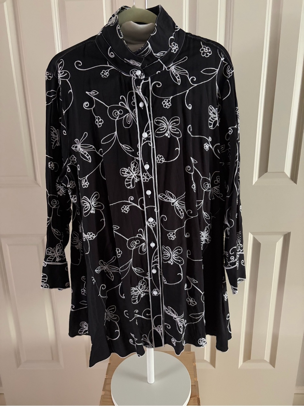 Multiples Black Button-Front Top with White Floral Outline